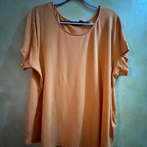 Tahari 3X Peach Short Sleeve Stretch Top – Small Spot